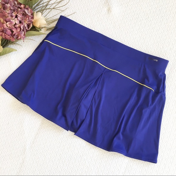 Adidas Tennis Skirt with Built-In Shorts - Picture 4 of 8